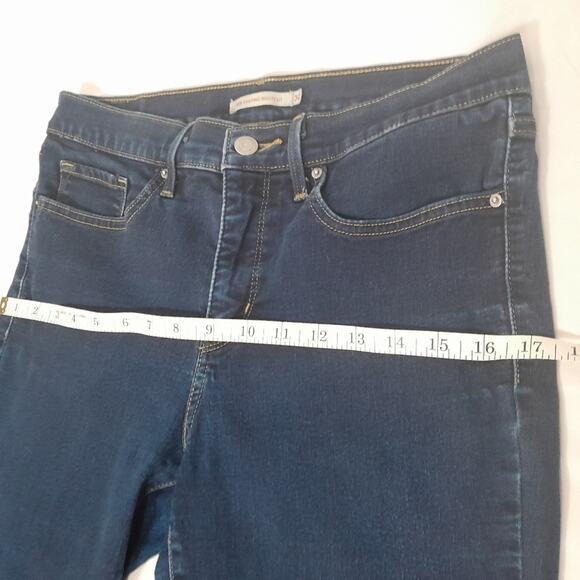 Levi's Jeans 315 Shaping Bootcut Women 30 Shortened‎ Hem to 27.5" Inseam - Picture 8 of 11